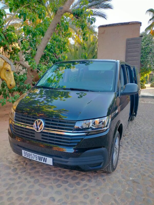 Volkswagen Caravelle - Image 3